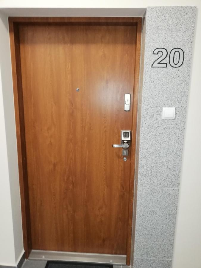 Czerwona Cegla Apartament زيلونا غورا المظهر الخارجي الصورة
